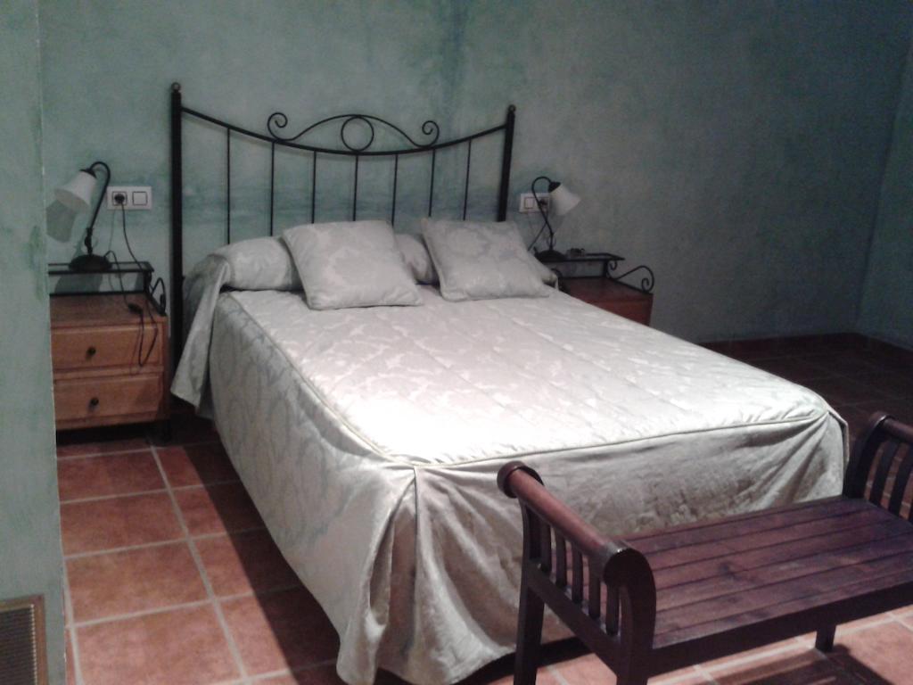 Hostal El Olmo Camarena de la Sierra Oda fotoğraf